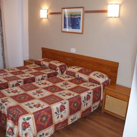 Elegance Playa Arenal Iii אל ארנל