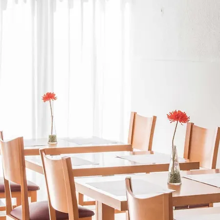 Elegance Playa Arenal Iii אכסניה אל ארנל